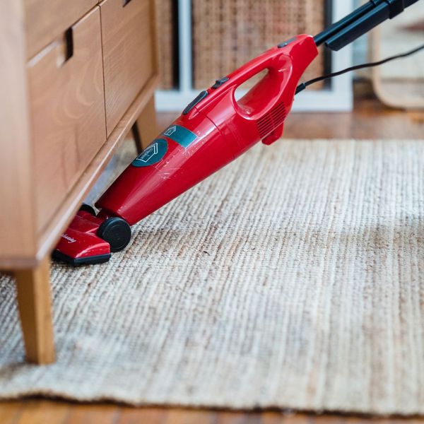 DIY vs. Professional Rug Cleaning Which is Right for You? Carpet